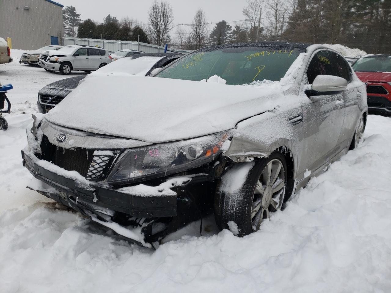 Foto 2 de la subasta – 2013 KIA OPTIMA SX con VIN 5XXGR4A64DG237271