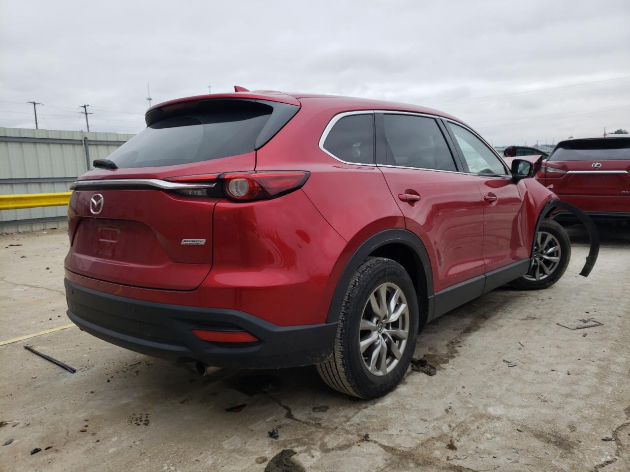 Photo 4 from auction – 2018 MAZDA CX-9 TOURI with VIN JM3TCBCY0J0220538