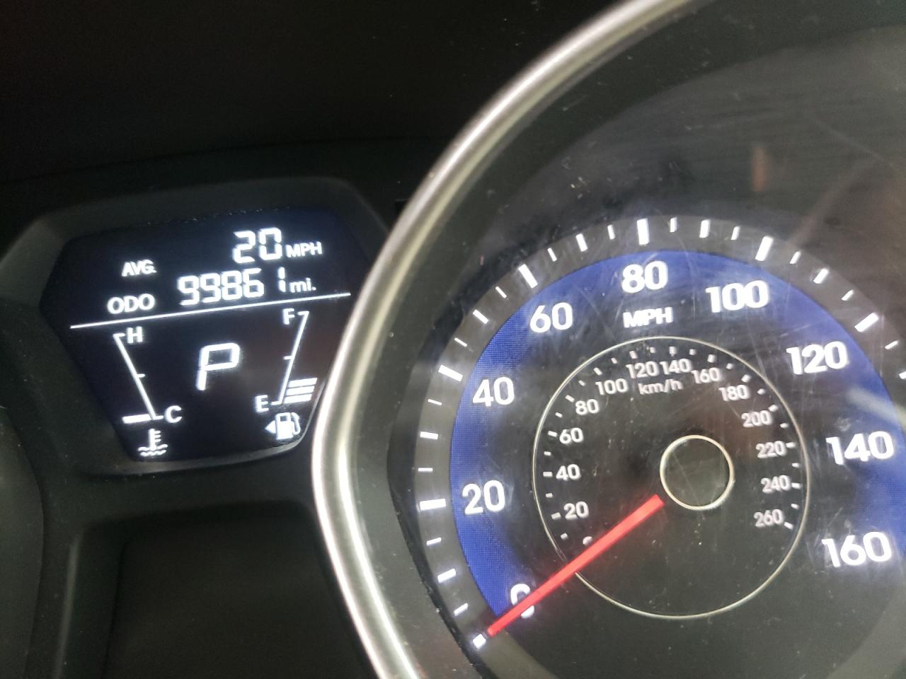 Photo 8 from auction – 2012 HYUNDAI ELANTRA GL with VIN 5NPDH4AE8CH071112