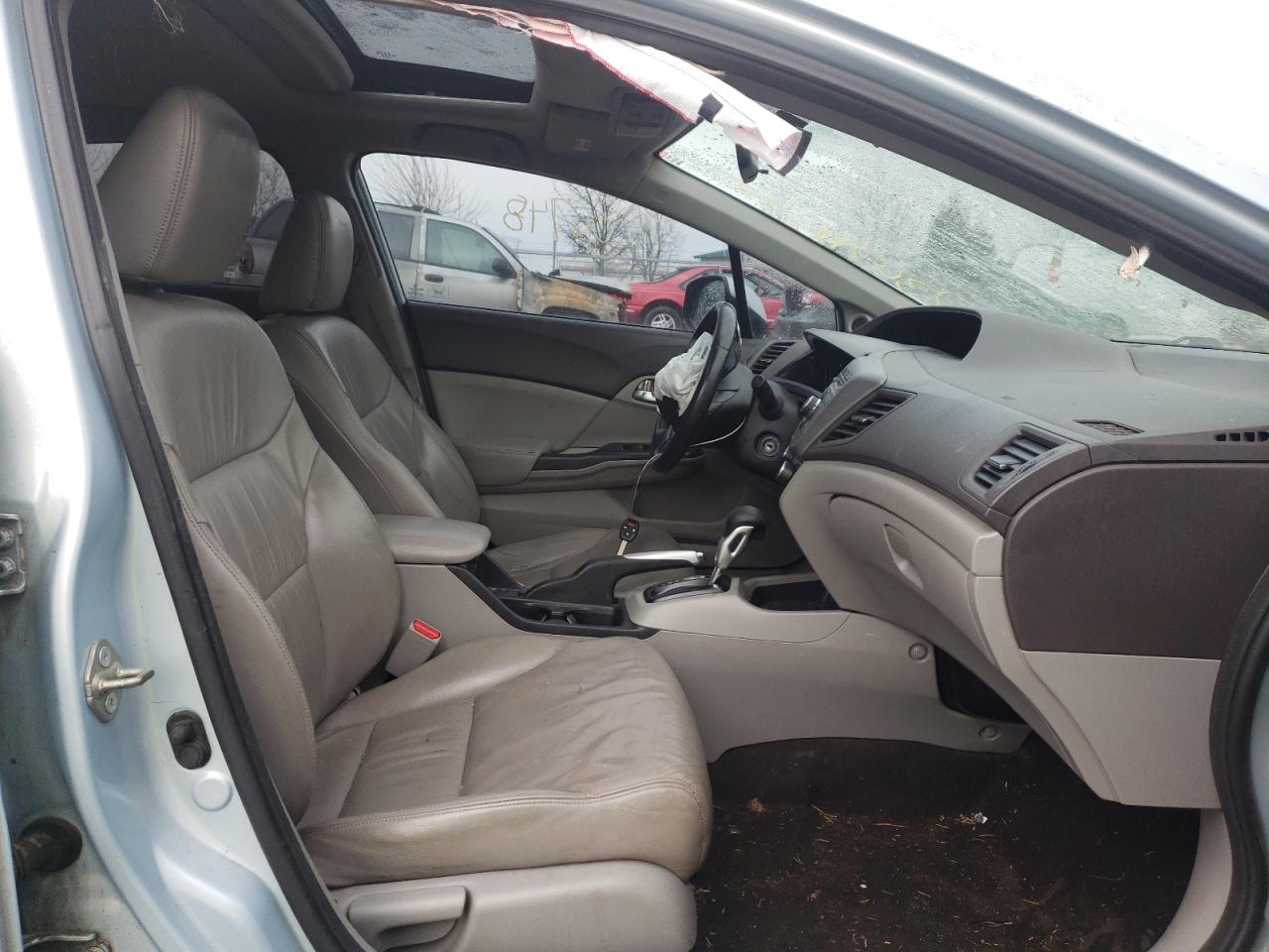 Photo 5 from auction – 2012 HONDA CIVIC EXL with VIN 2HGFB2F94CH528034