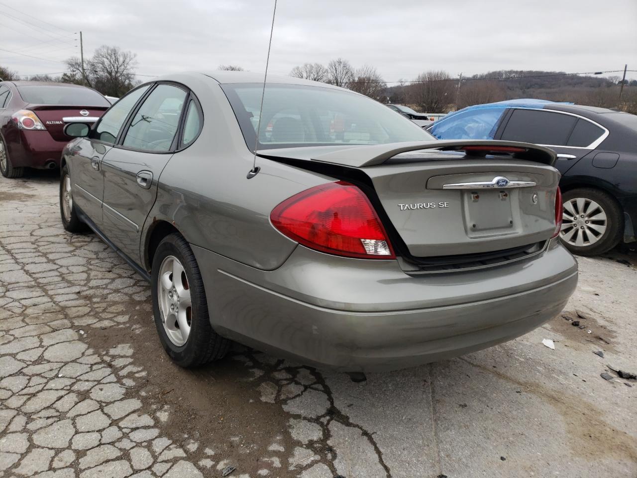 Photo 3 from auction – 2002 FORD TAURUS SE with VIN 1FAFP53U32G276724