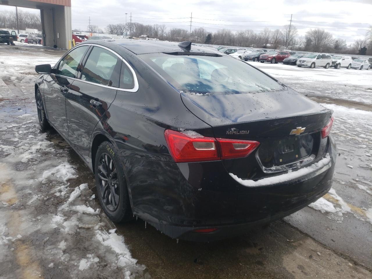 Photo 3 from auction – 2017 CHEVROLET MALIBU LT with VIN 1G1ZE5ST6HF173536