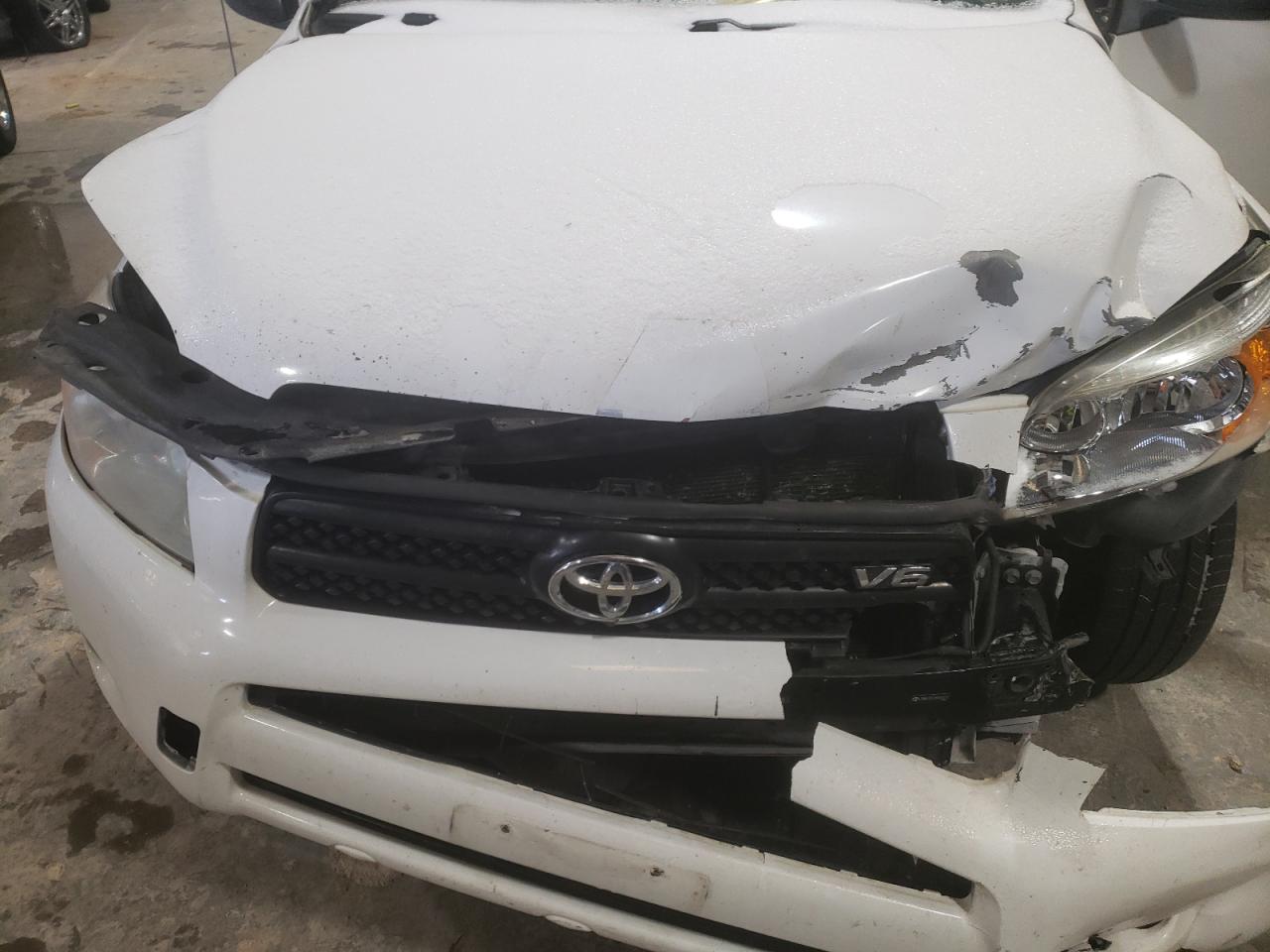 Photo 7 from auction – 2008 TOYOTA RAV4 with VIN JTMBK33V185062212