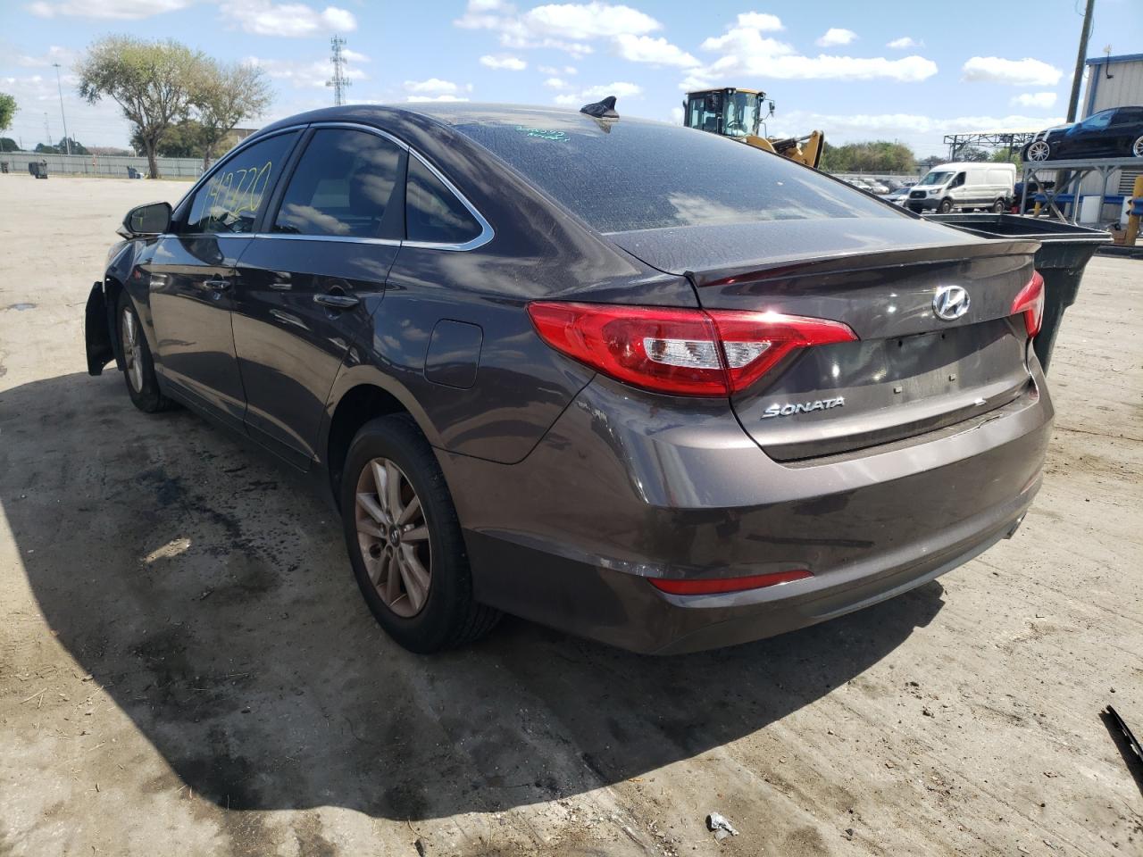 Photo 3 from auction – 2016 HYUNDAI SONATA SE with VIN 5NPE24AF7GH339443