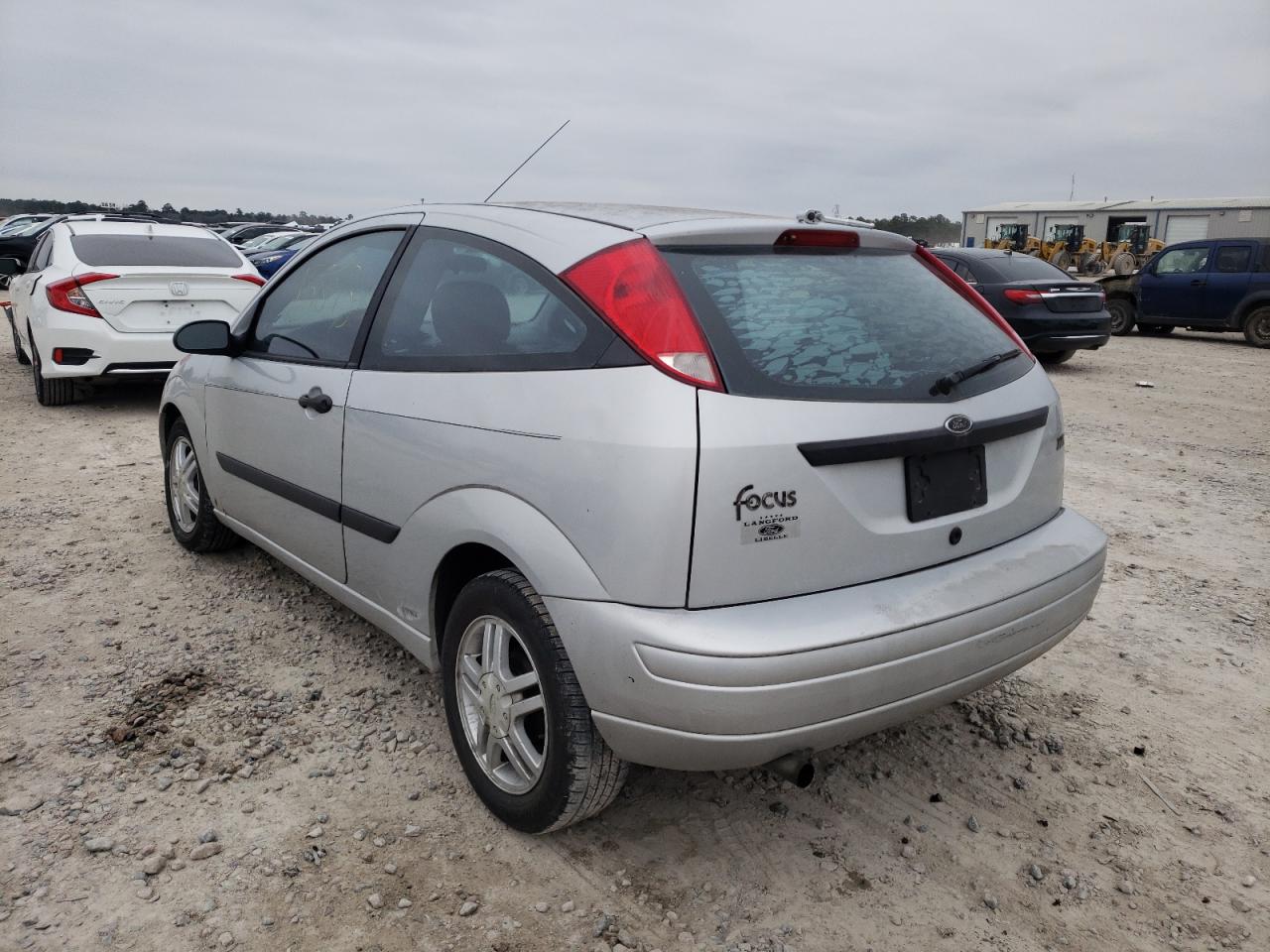 Photo 3 from auction – 2003 FORD FOCUS ZX3 with VIN 3FAFP31353R146064