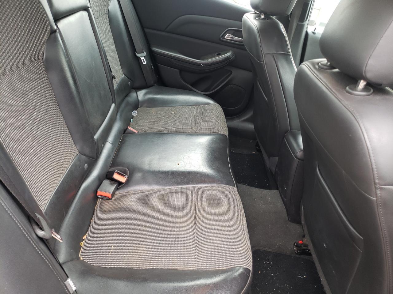 Zdjęcie 6 z aukcji – 2014 CHEVROLET MALIBU 2LT z VIN 1G11E5SL2EF136847