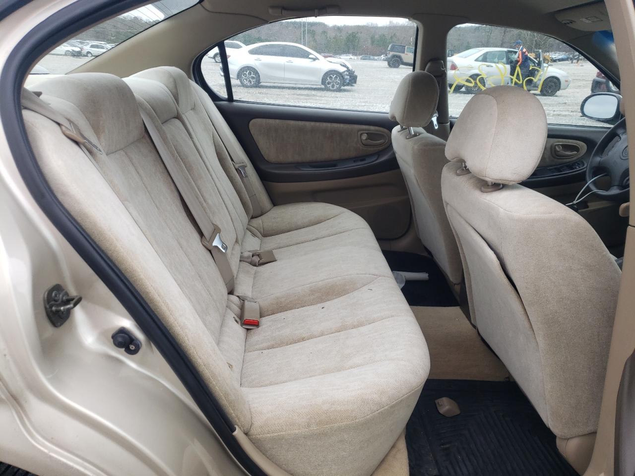 Photo 6 from auction – 2001 NISSAN MAXIMA GXE with VIN JN1CA31D51T618947