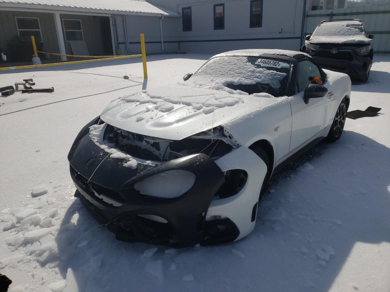 Photo 2 from auction – 2020 FIAT 124 SPIDER with VIN JC1NFAEK0L0145190