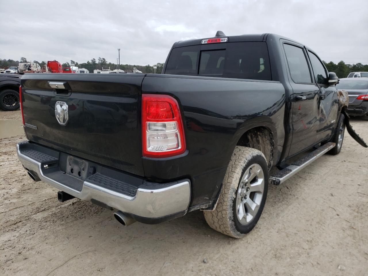 Photo 4 from auction – 2020 RAM 1500 BIG H with VIN 1C6RREFM9LN267673