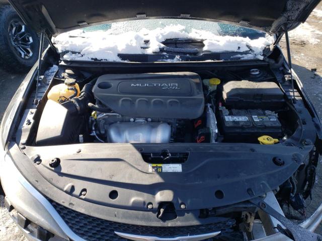 Photo 7 from auction – 2016 CHRYSLER 200 LIMITE with VIN 1C3CCCAB8GN166497