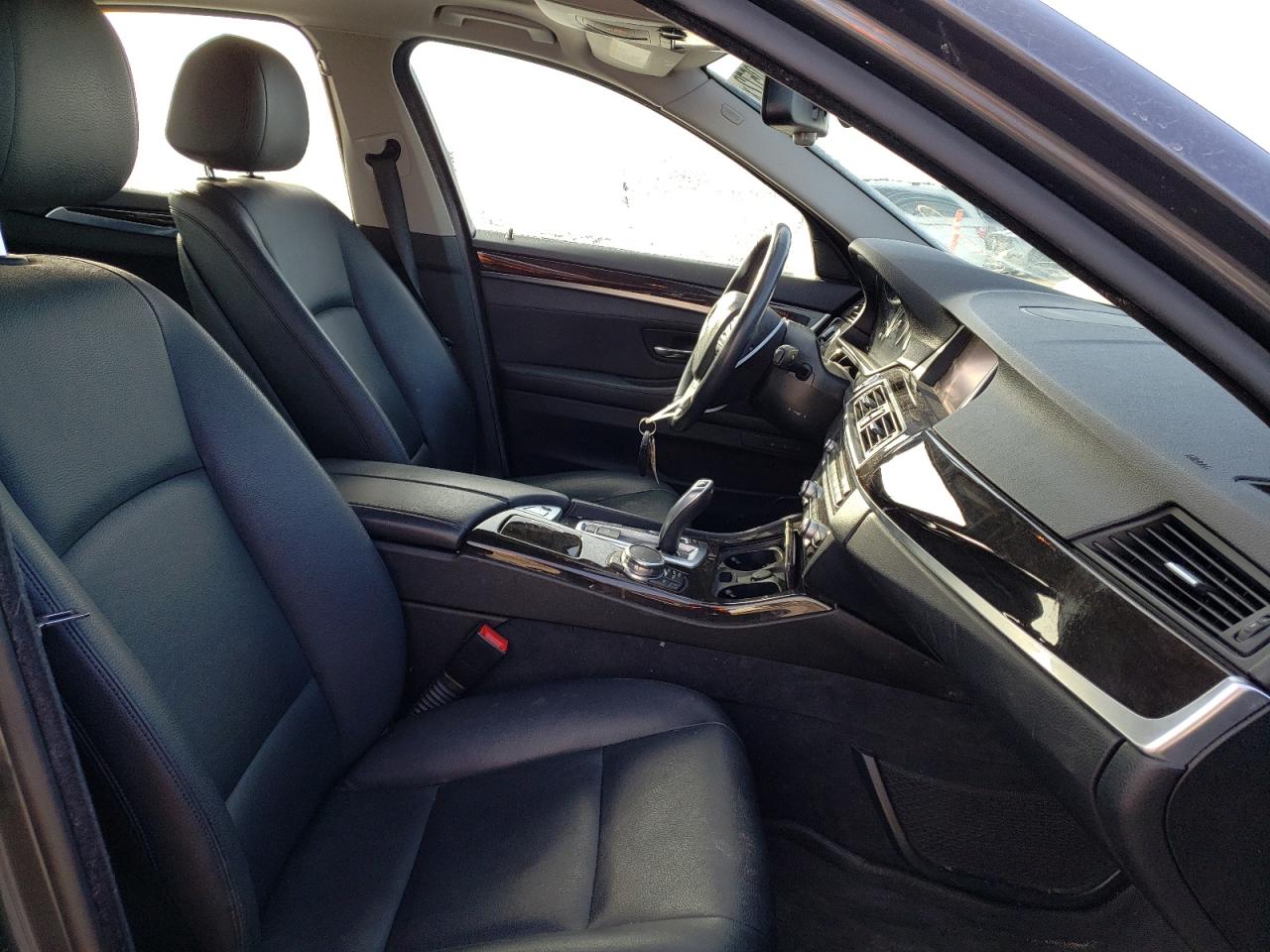 Photo 5 from auction – 2015 BMW 528 XI with VIN WBA5A7C54FD628502