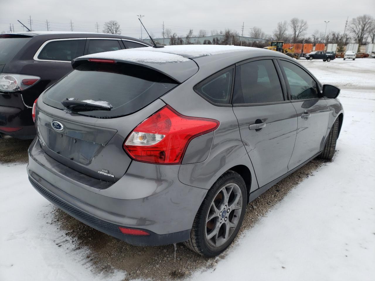 Photo 4 from auction – 2014 FORD FOCUS SE with VIN 1FADP3K27EL255415