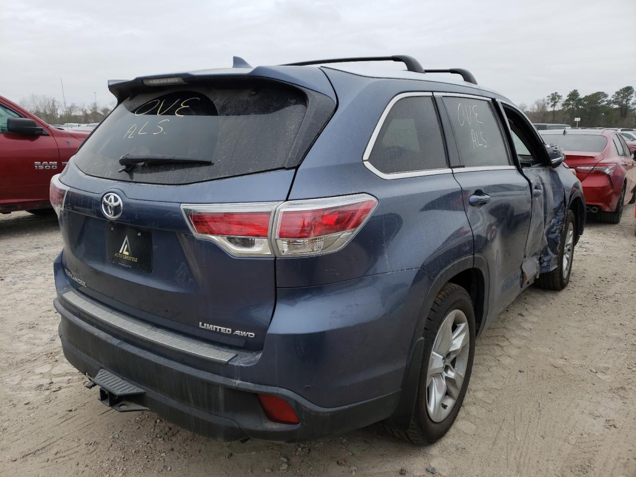 Photo 4 from auction – 2016 TOYOTA HIGHLANDER with VIN 5TDDKRFH0GS255915
