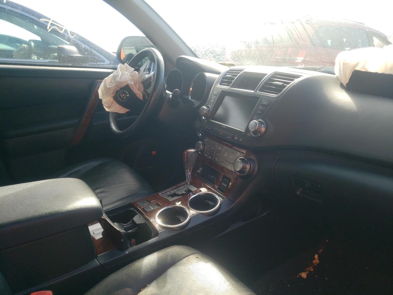 Photo 9 from auction – 2011 TOYOTA HIGHLANDER with VIN 5TDYK3EH0BS046232