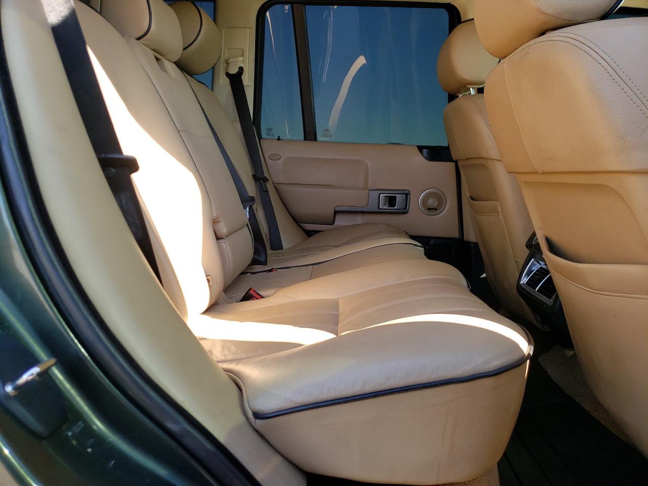 Photo 6 from auction – 2006 LAND ROVER RANGE ROVE with VIN SALME15436A232480