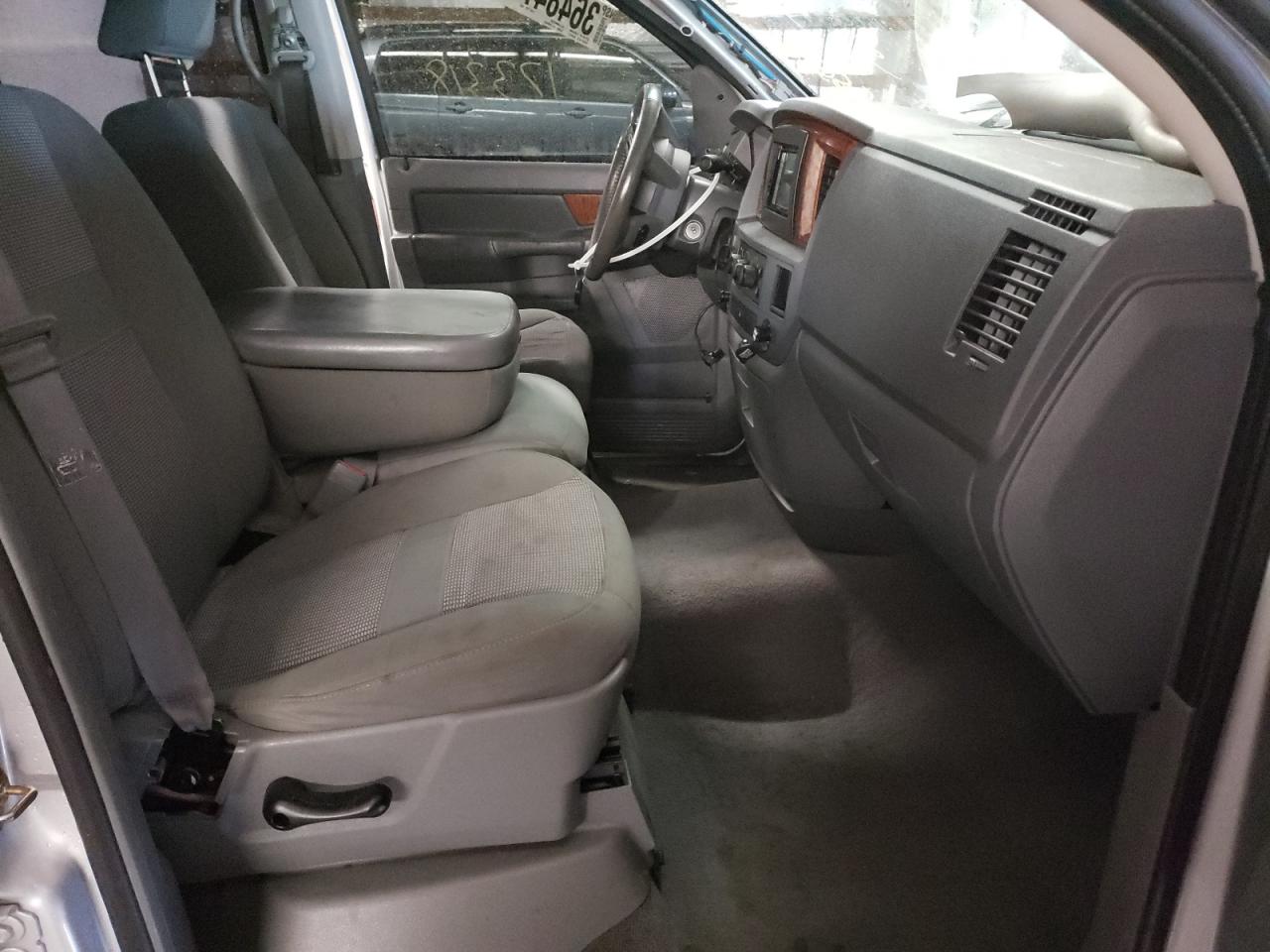 Photo 5 from auction – 2006 DODGE RAM 1500 S with VIN 1D7HA18236S565521