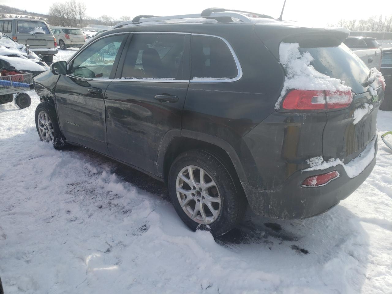 Photo 3 from auction – 2017 JEEP CHEROKEE L with VIN 1C4PJLCB8HW514388