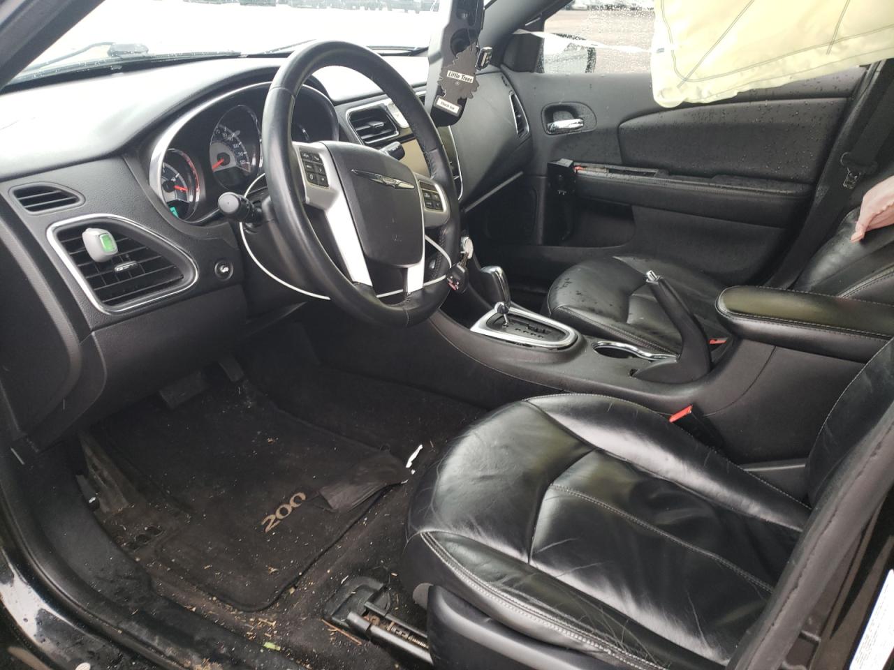 Photo 5 from auction – 2012 CHRYSLER 200 LIMITE with VIN 1C3CCBCB4CN288775