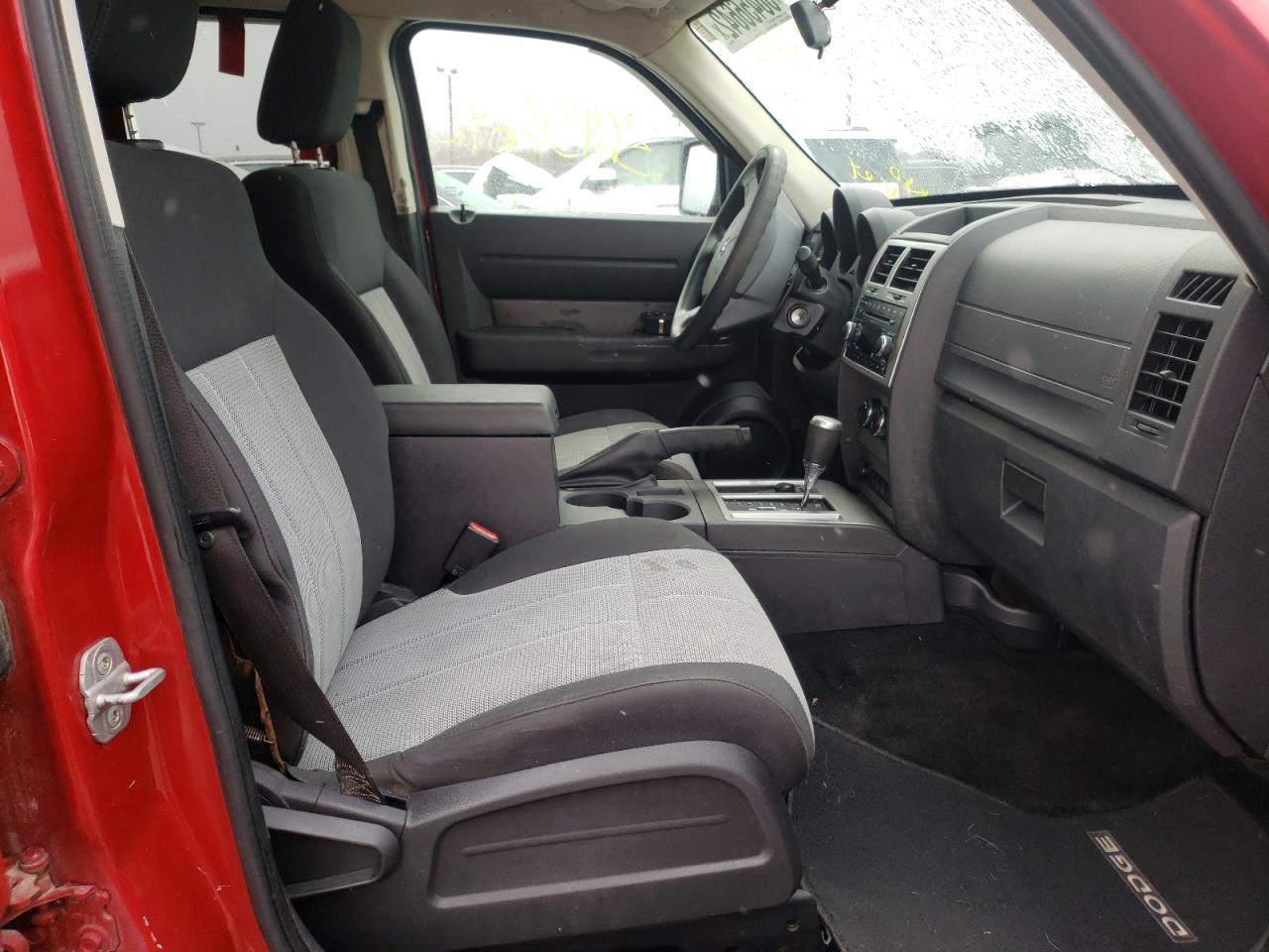 Photo 5 from auction – 2008 DODGE NITRO SXT with VIN 1D8GU28K78W110252