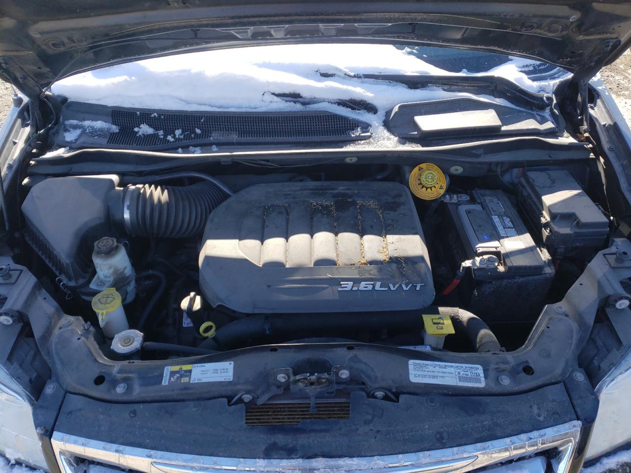 Photo 7 from auction – 2015 CHRYSLER TOWN & COU with VIN 2C4RC1BG6FR552356