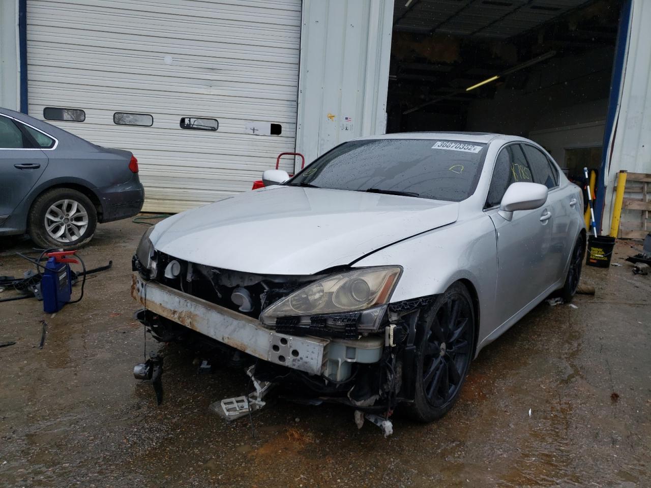 Photo 2 from auction – 2006 LEXUS IS 350 with VIN JTHBE262X62006530