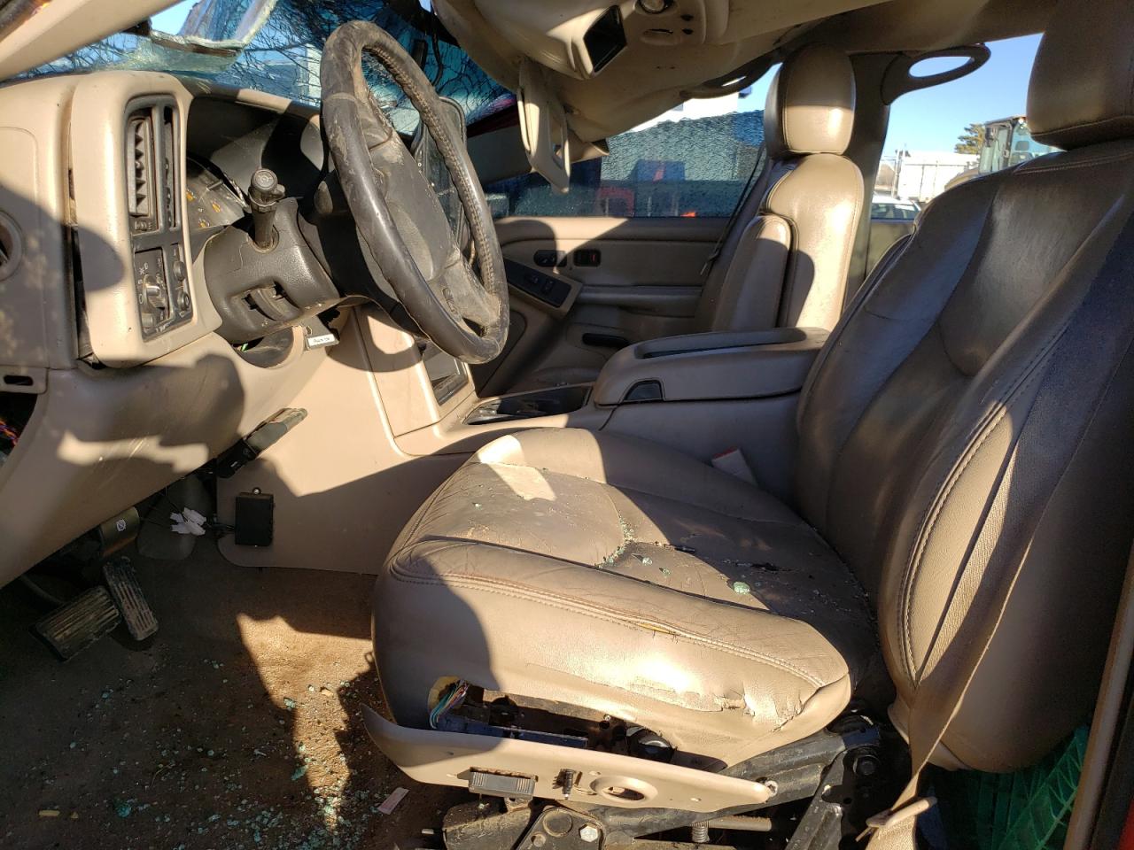 Photo 5 from auction – 2005 CHEVROLET SILVERADO with VIN 1GCHK23265F897450