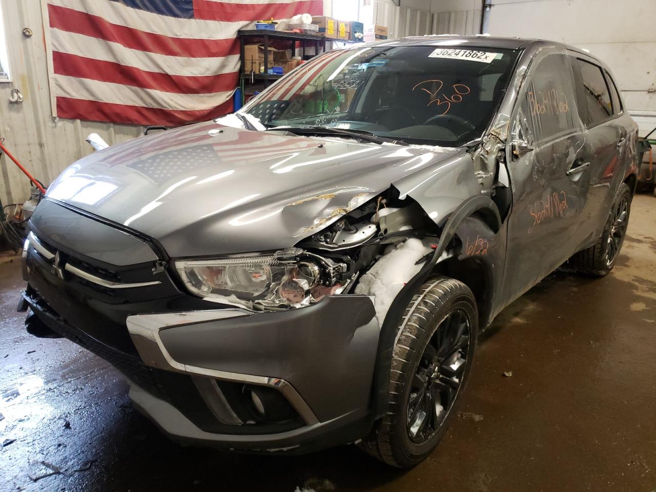 Photo 2 from auction – 2018 MITSUBISHI OUTLANDER with VIN JA4AR3AU6JU004684