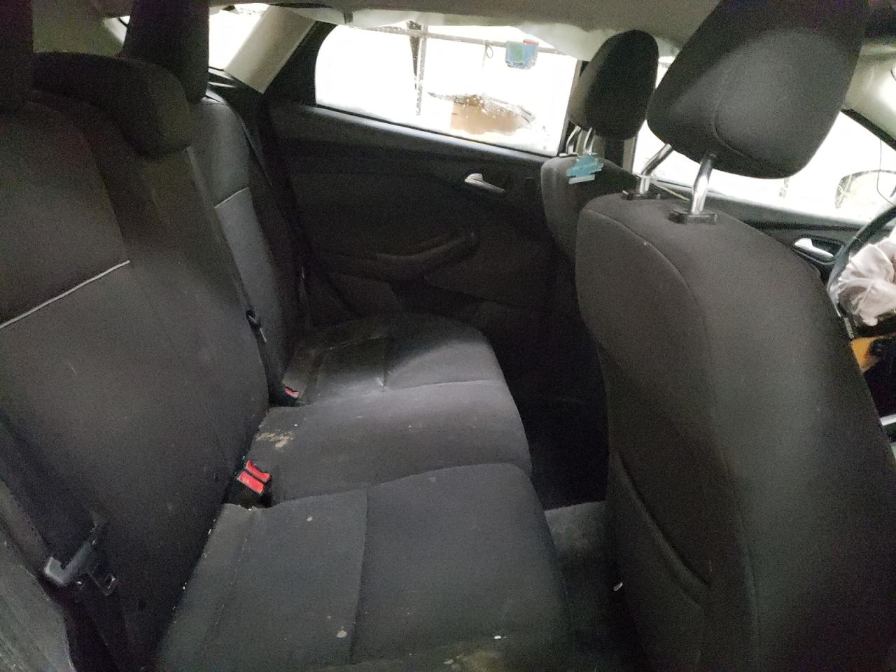 Photo 6 from auction – 2012 FORD FOCUS SEL with VIN 1FAHP3M27CL266989