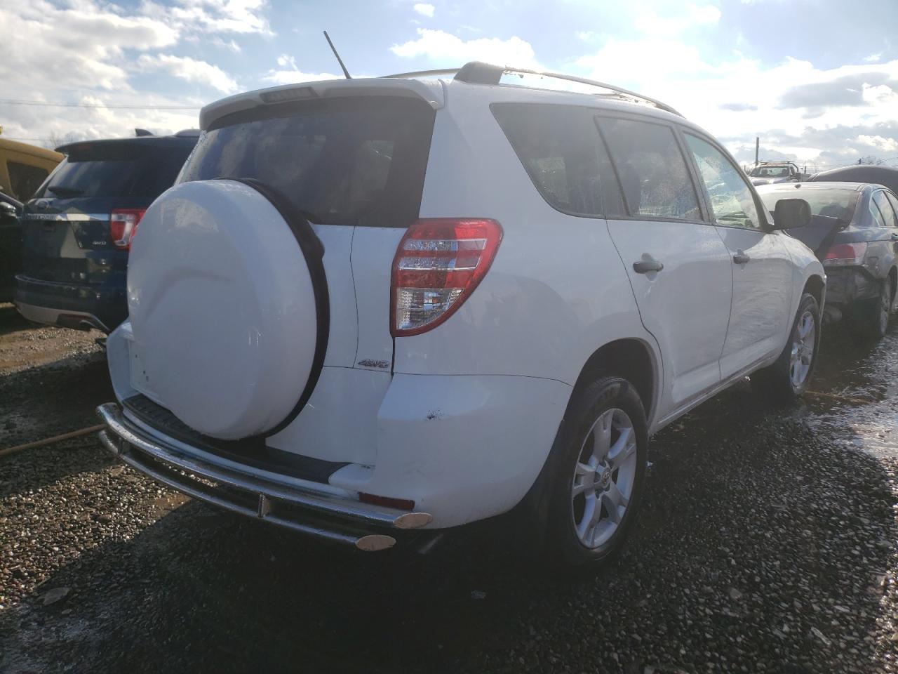 Photo 4 from auction – 2011 TOYOTA RAV4 with VIN JTMBK4DV8B5102412