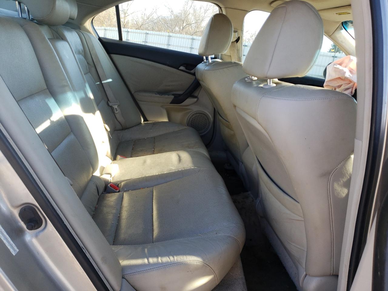 Photo 6 from auction – 2010 ACURA TSX with VIN JH4CU2F64AC005614