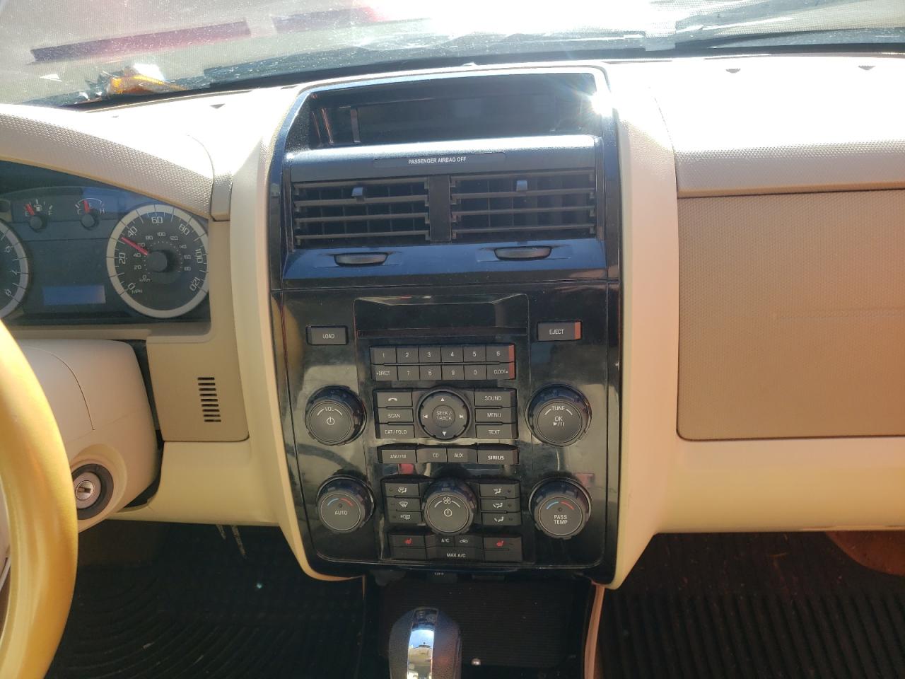 Photo 9 from auction – 2012 FORD ESCAPE LIM with VIN 1FMCU0EG8CKC36455