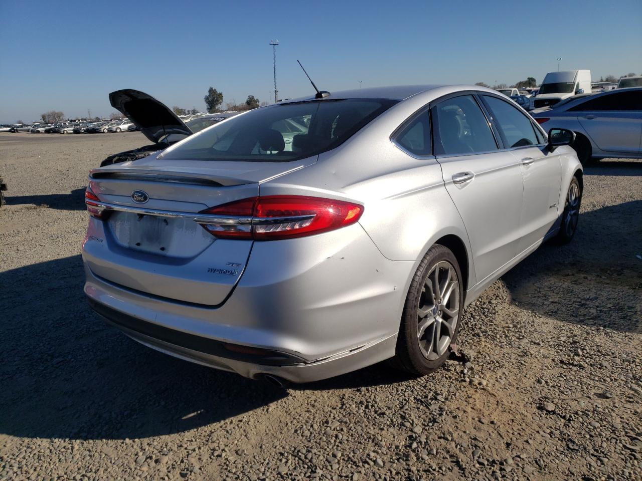Photo 4 from auction – 2017 FORD FUSION SE with VIN 3FA6P0LU6HR300244