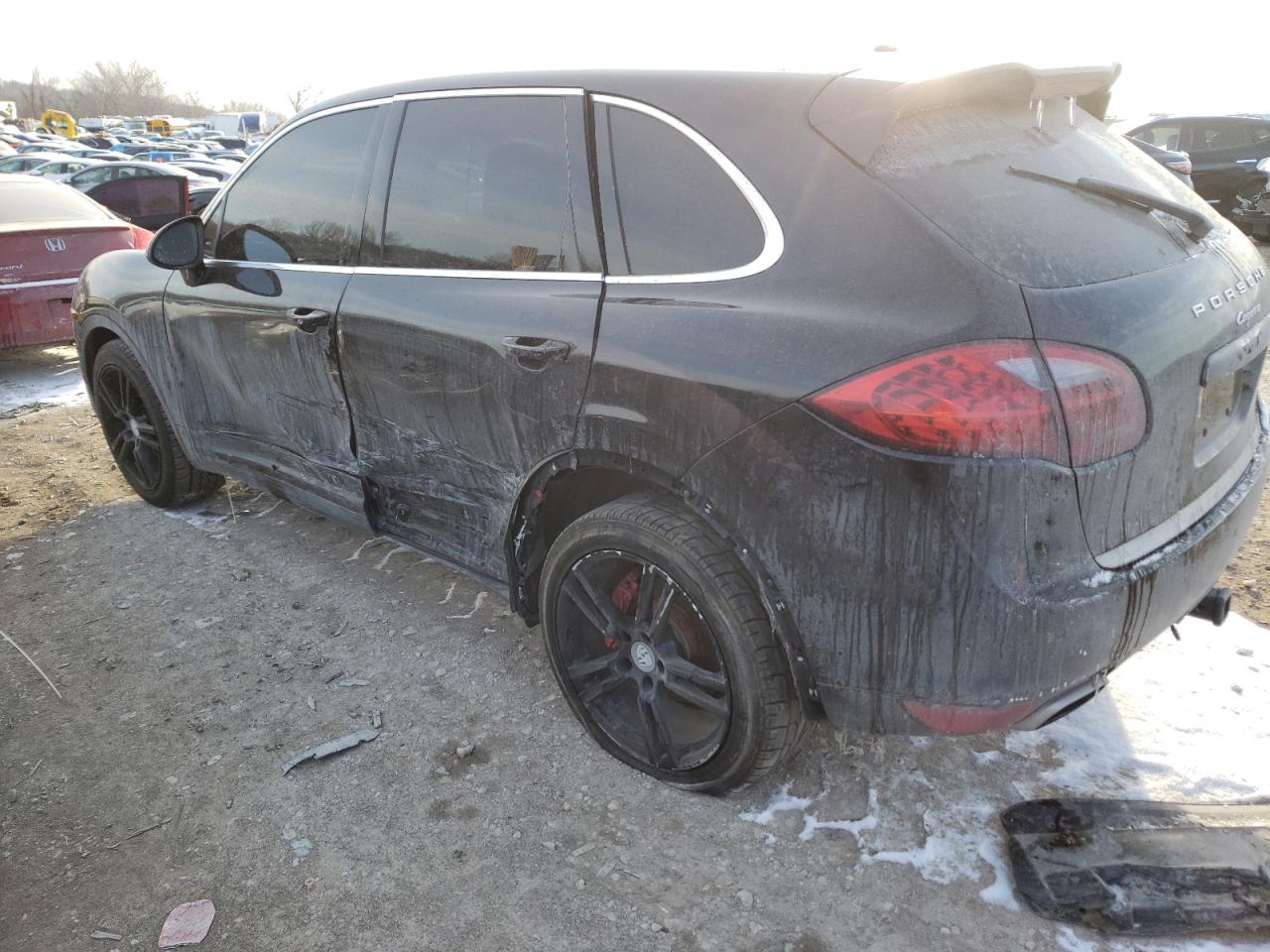Photo 9 from auction – 2013 PORSCHE CAYENNE with VIN WP1AA2A26DLA09690