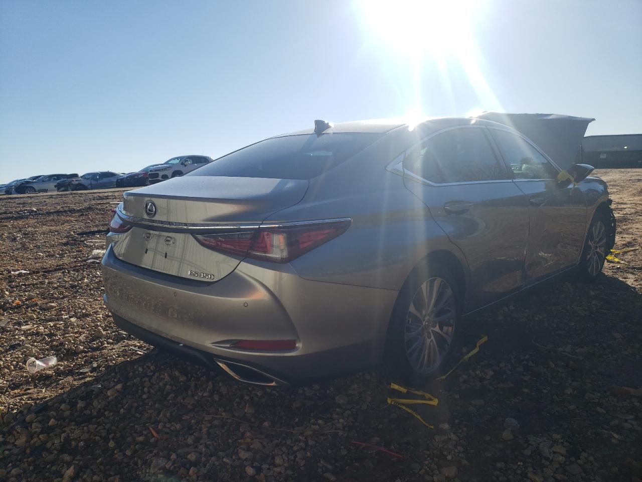 Photo 4 from auction – 2019 LEXUS ES 350 with VIN 58ABZ1B13KU046741