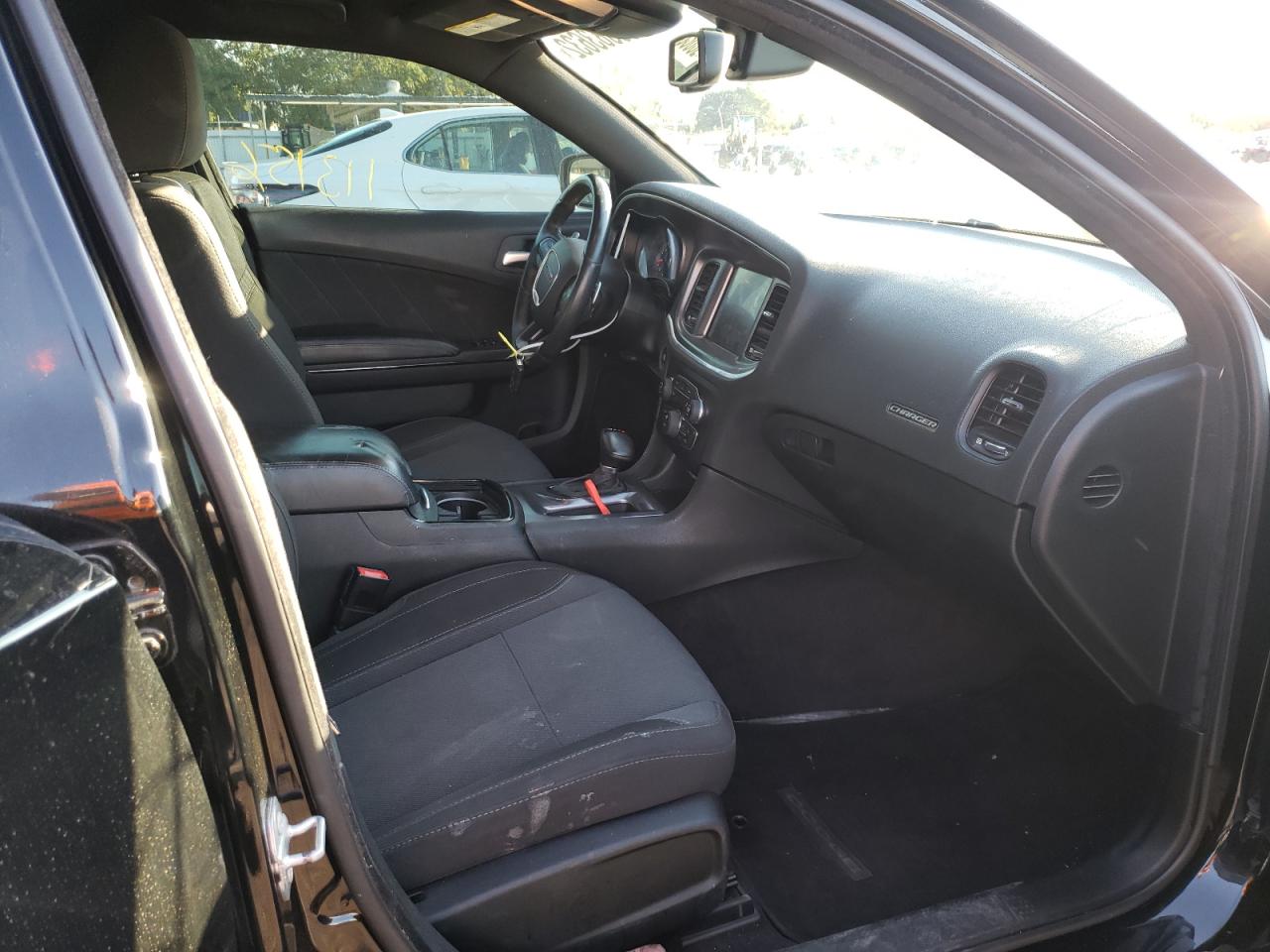 Photo 5 from auction – 2016 DODGE CHARGER R/ with VIN 2C3CDXCT5GH302099