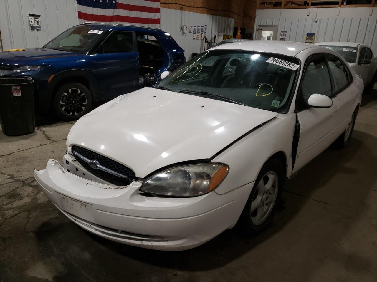 Photo 2 from auction – 2003 FORD TAURUS SES with VIN 1FAFP55233G227567