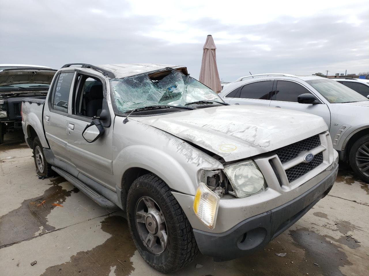 FORD EXPLORER S 2004 with VIN 1FMZU67K84UA83614 - Photo from auction