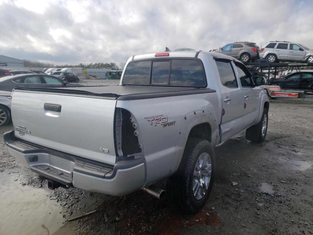 Photo 4 from auction – 2012 TOYOTA TACOMA DOU with VIN 3TMLU4ENXCM081409