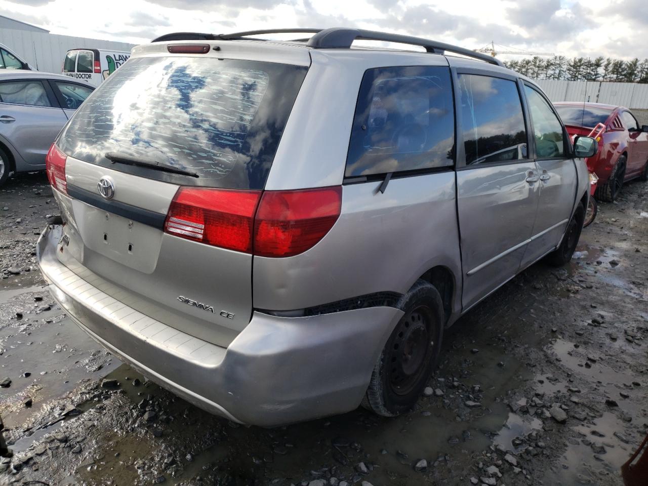 Photo 4 from auction – 2005 TOYOTA SIENNA CE with VIN 5TDZA23C55S262641