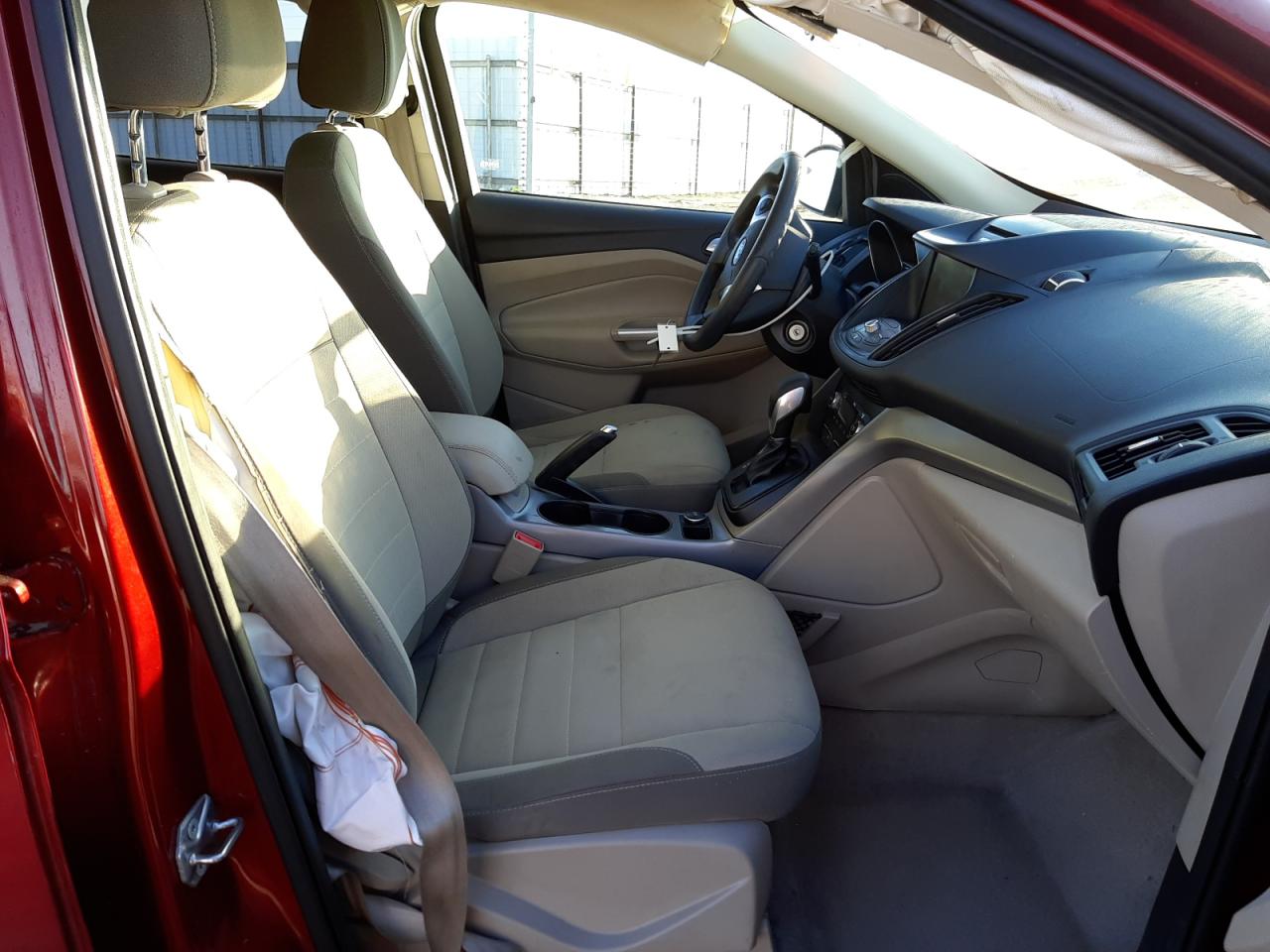 Photo 5 from auction – 2015 FORD ESCAPE SE with VIN 1FMCU0G91FUB41534