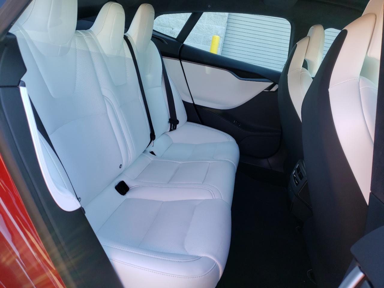 Photo 6 from auction – 2018 TESLA MODEL S with VIN 5YJSA1E4XJF281346