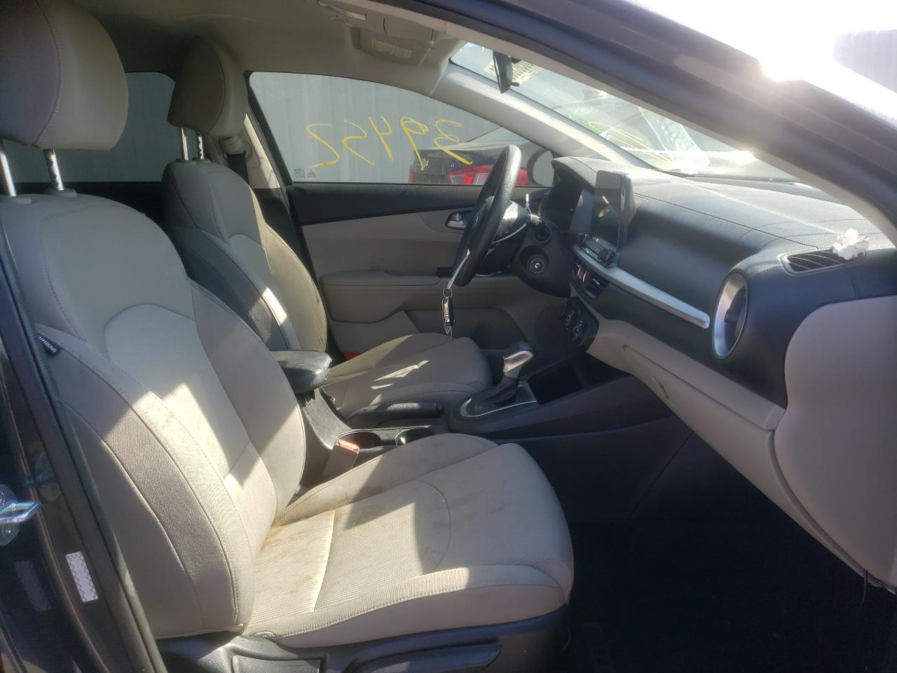 Photo 5 from auction – 2020 KIA FORTE FE with VIN 3KPF24AD3LE217180