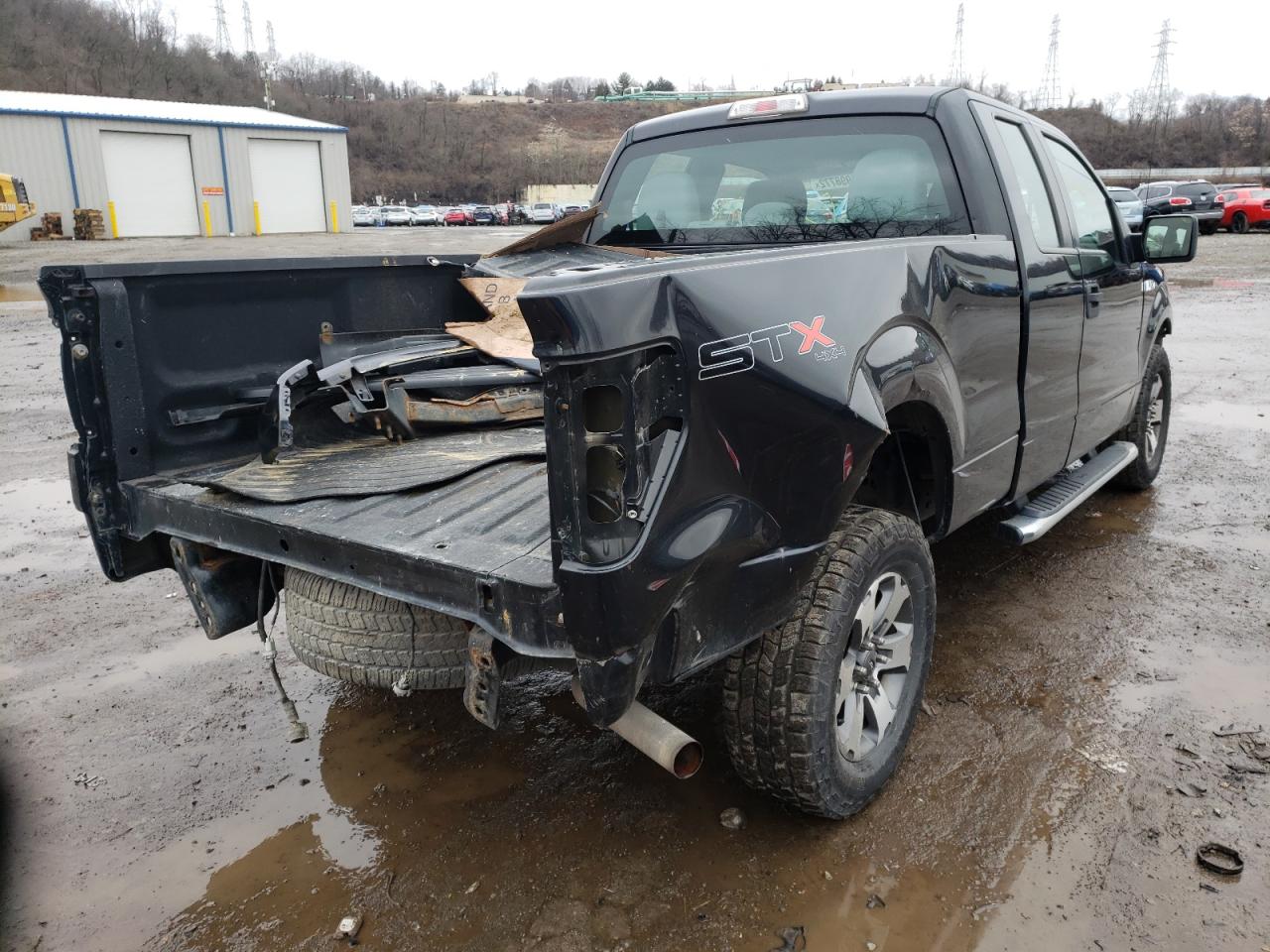 Photo 4 from auction – 2013 FORD F150 SUPER with VIN 1FTFX1EF1DFA23900