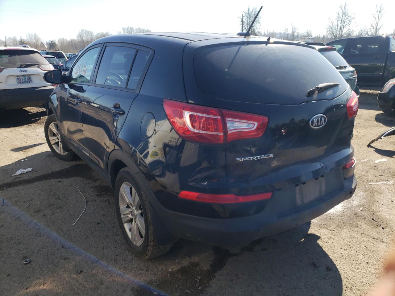 Photo 3 from auction – 2012 KIA SPORTAGE L with VIN KNDPBCA21C7217563
