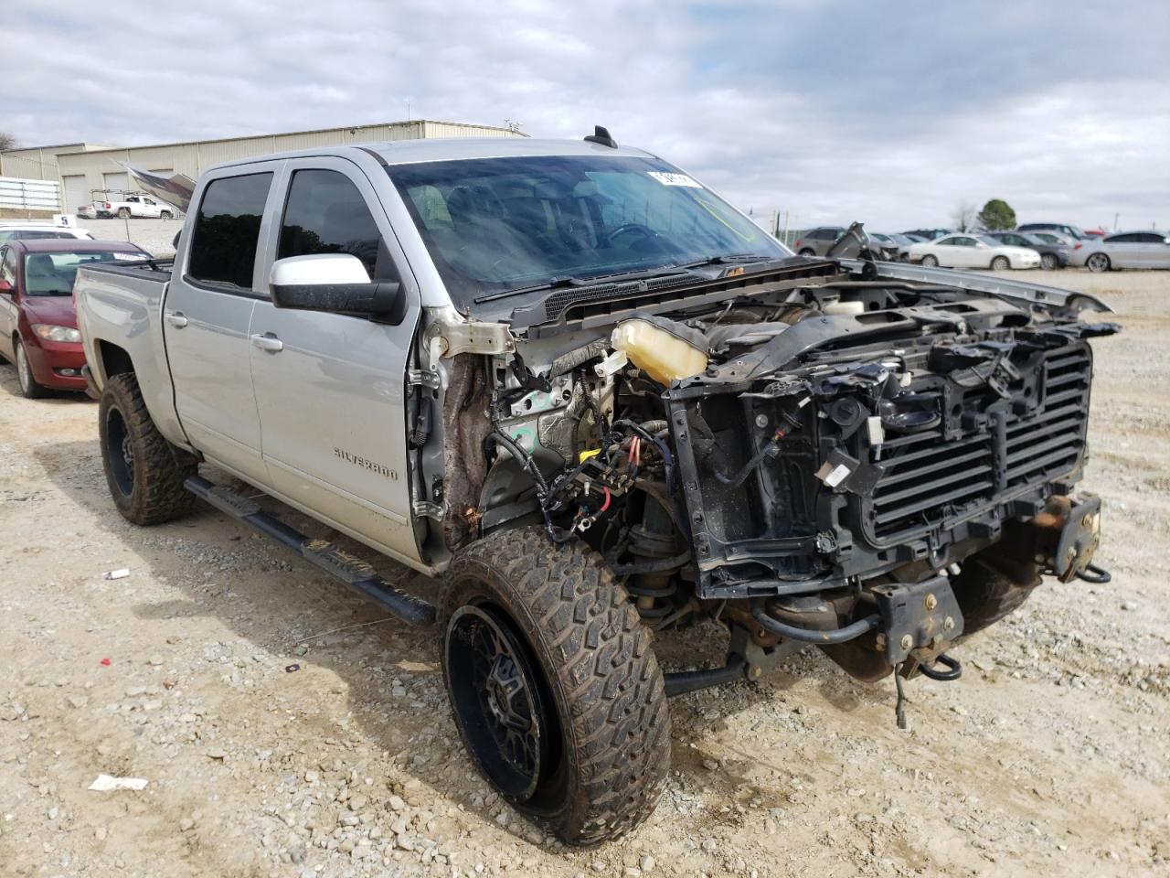 CHEVROLET SILVRK1500 2017 with VIN 3GCUKREC3HG100653 - Photo from auction