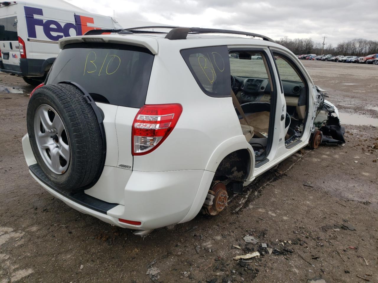 Photo 4 from auction – 2010 TOYOTA RAV4 LIMIT with VIN JTMDF4DV3A5026707