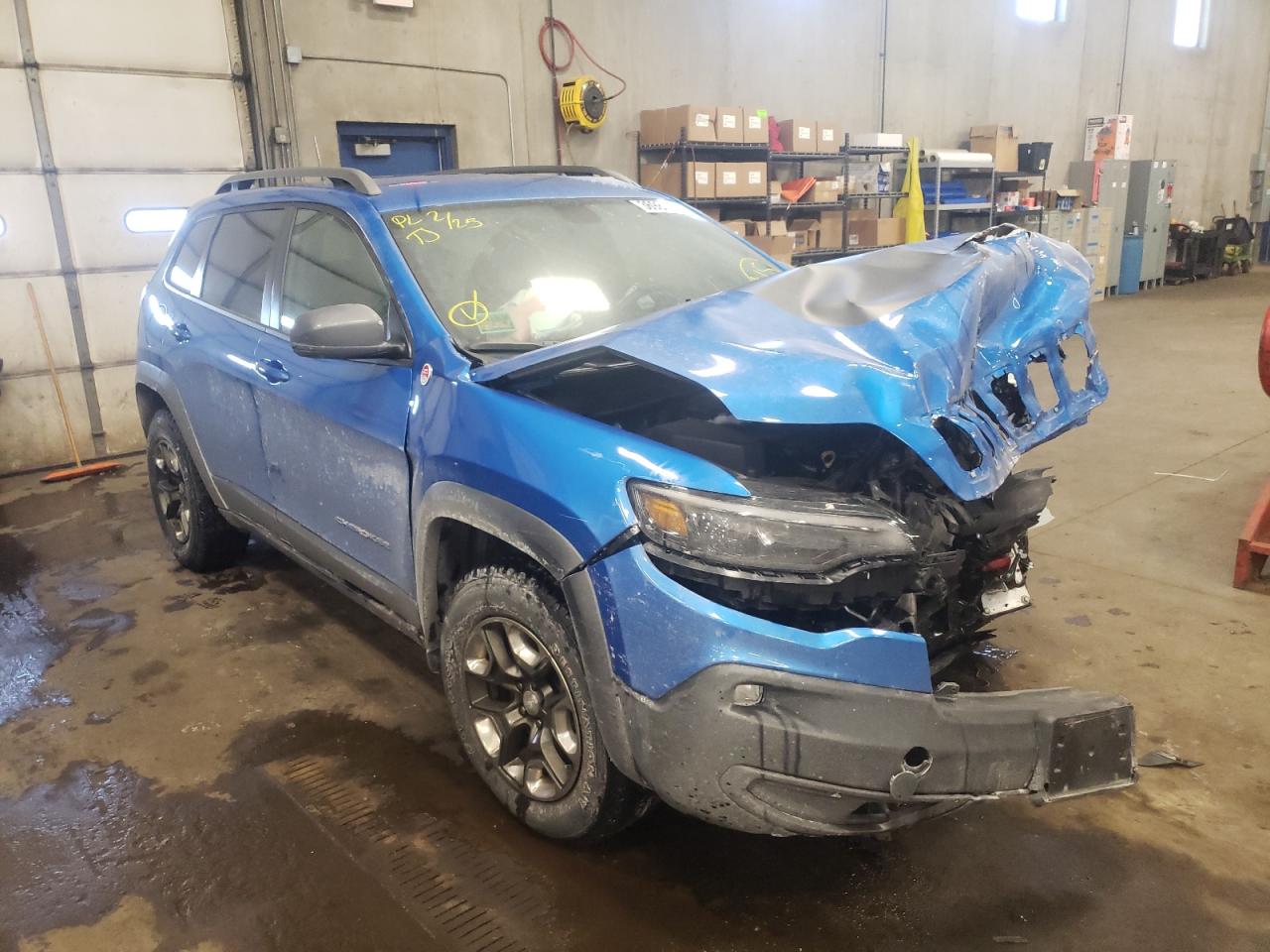JEEP CHEROKEE 2019 with VIN 1C4PJMBX8KD462685 - Photo from auction