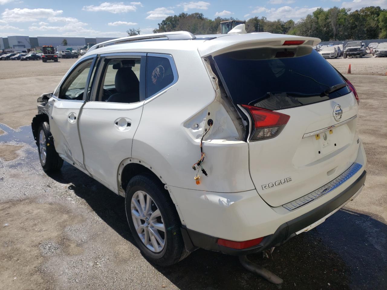Photo 3 from auction – 2017 NISSAN ROGUE S with VIN KNMAT2MT9HP555964
