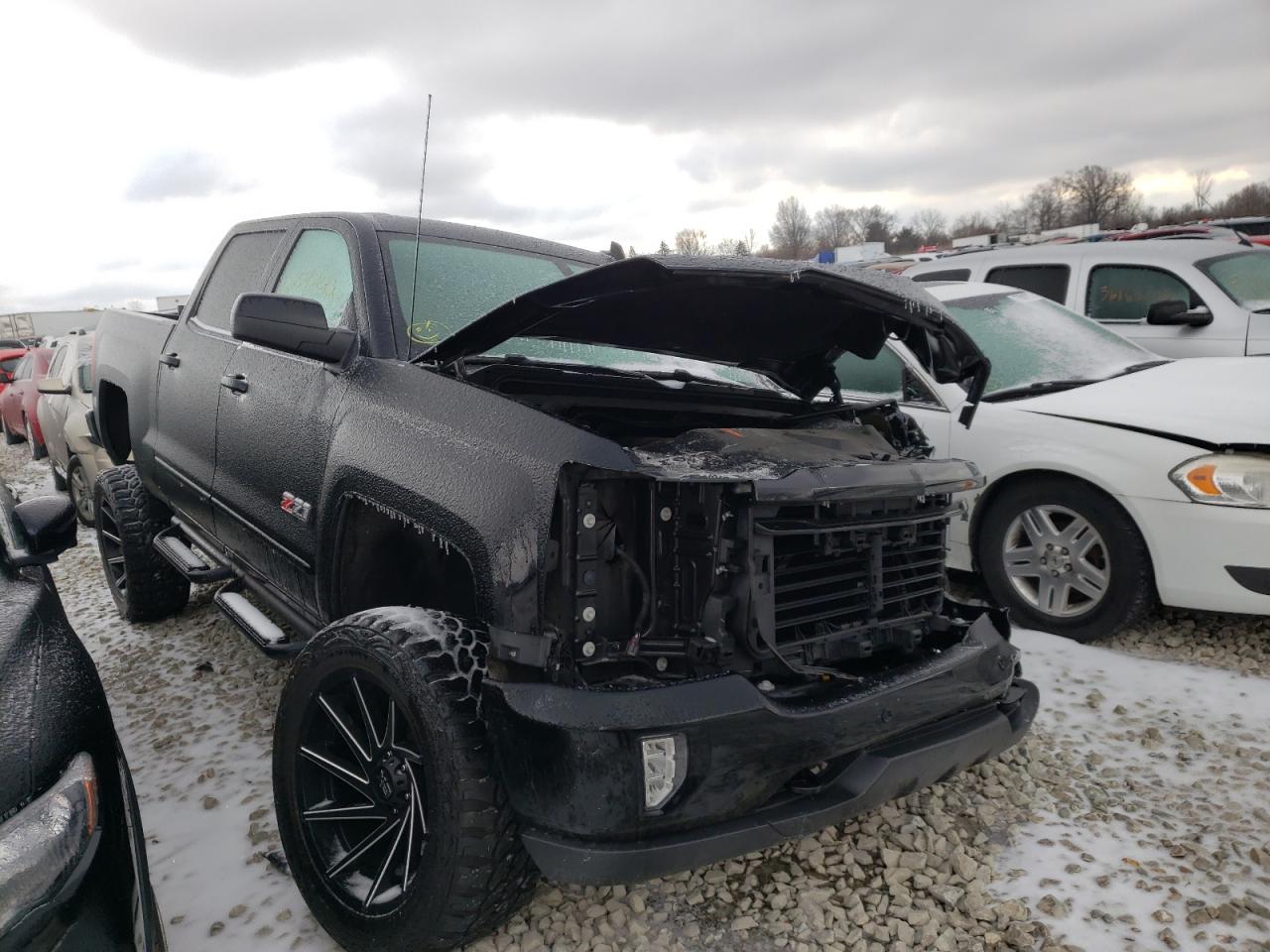 CHEVROLET SILVERADO 2018 with VIN 3GCUKSEC9JG452469 - Photo from auction