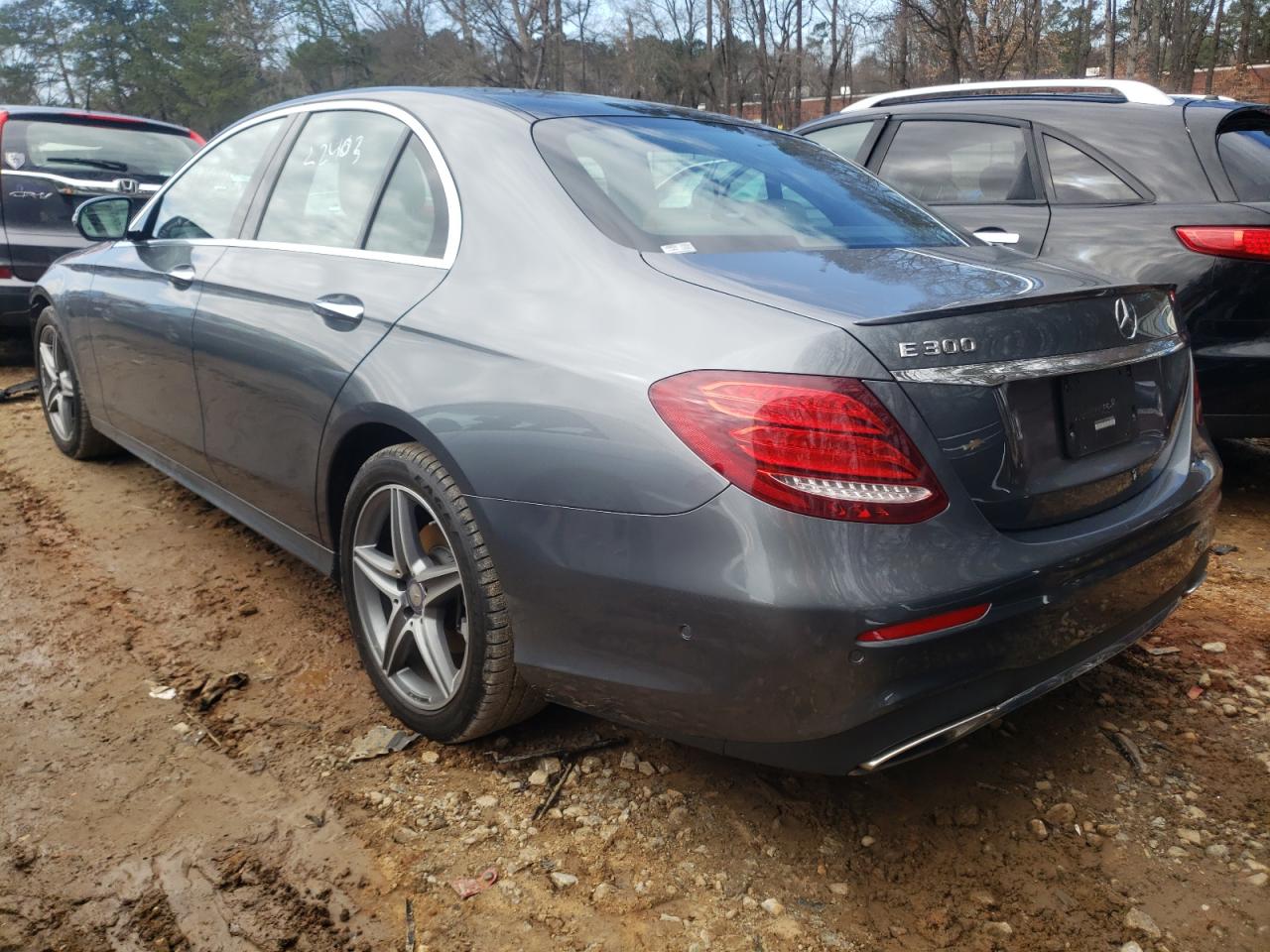 Photo 3 from auction – 2017 MERCEDES-BENZ E 300 with VIN WDDZF4JB4HA053048